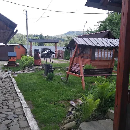 Перлина Карпат Микуличин Гостевой дом